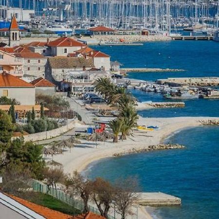 Apartment Petrovic Trogir Exteriör bild