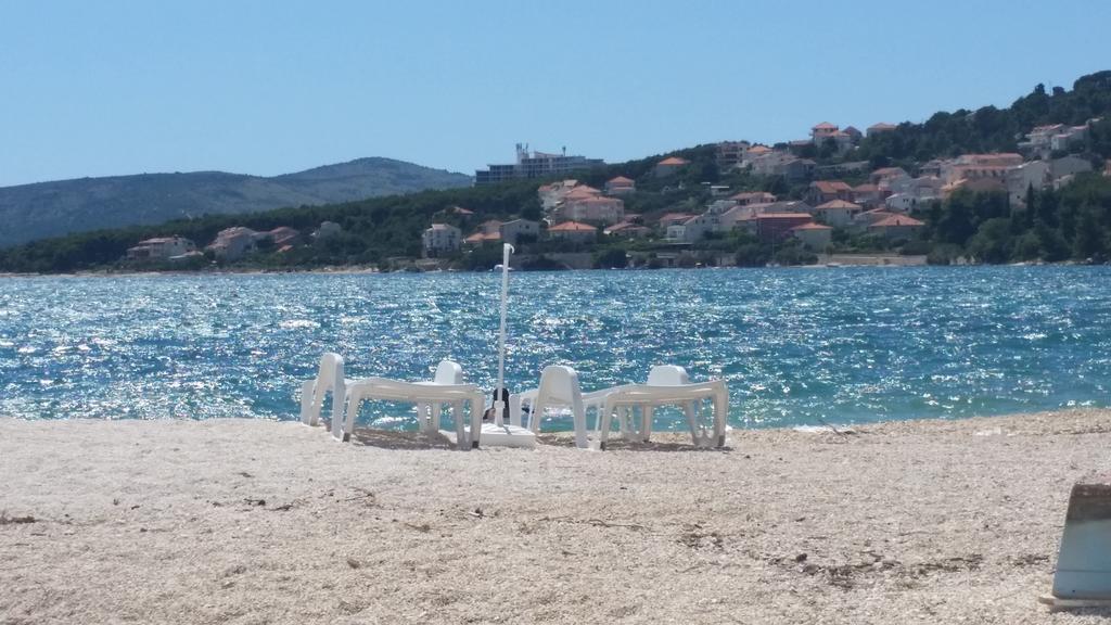 Apartment Petrovic Trogir Exteriör bild